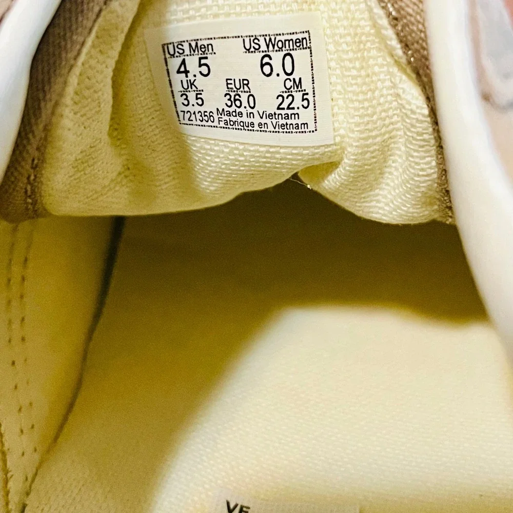 Vans Old Skool Stackform Women 6 Men 4.5 Incense Beige Pig Suede Platform Sneaks